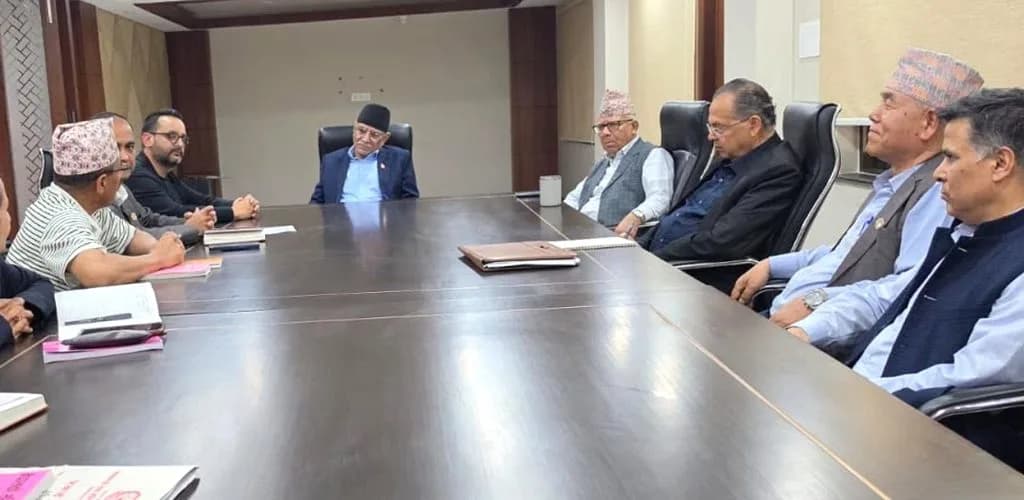 Constitution Amendment Task Force Holds Talks With Prachanda, Madhav Nepal And Jhalanath Khanal