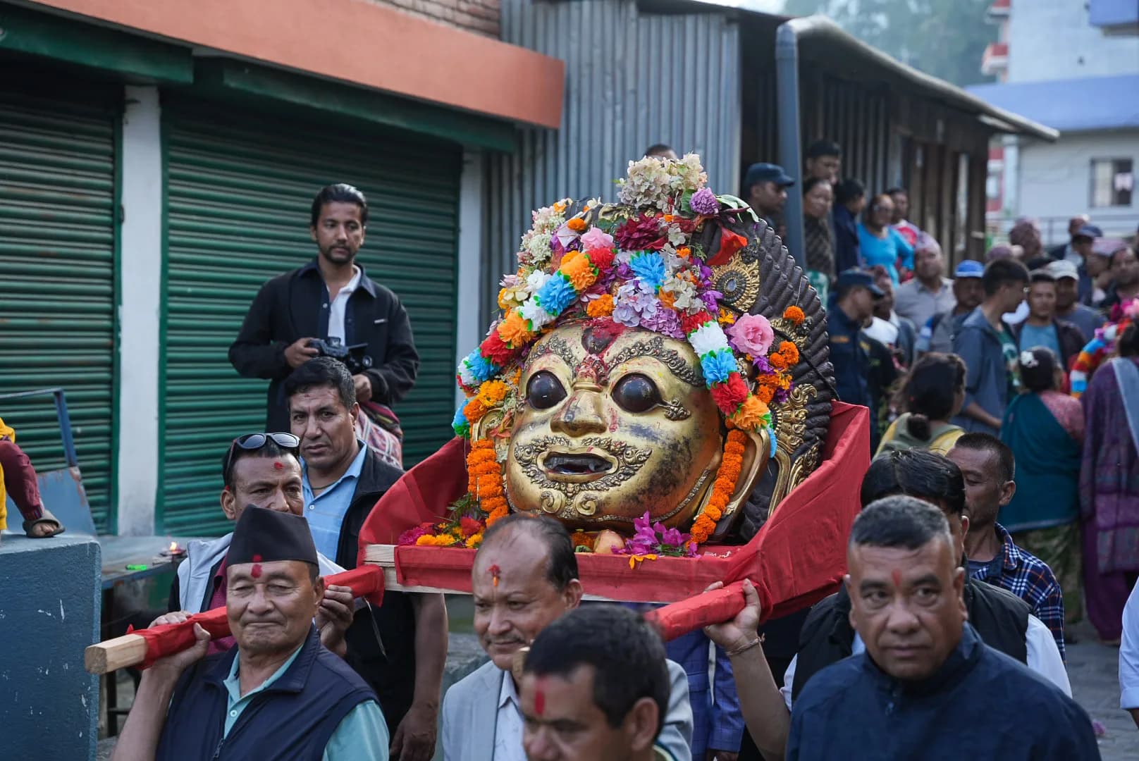 Sacred Crowns Return To Dolakha
