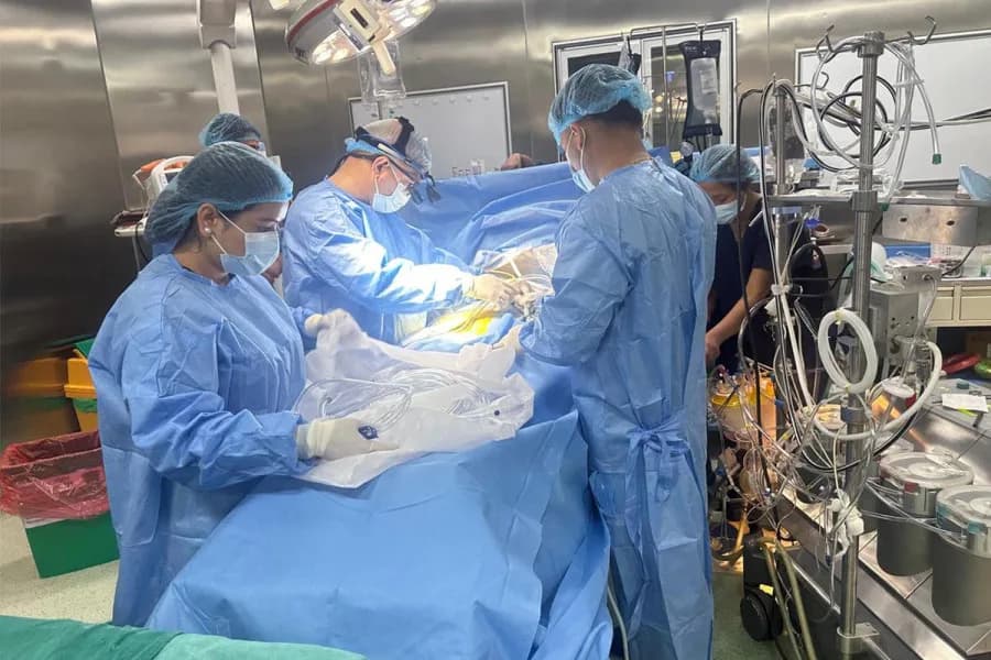 Manmohan Cardiothoracic Vascular and Transplant Centre 