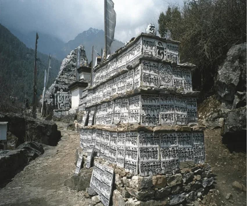  Mani walls of Nepal’s Himalayas