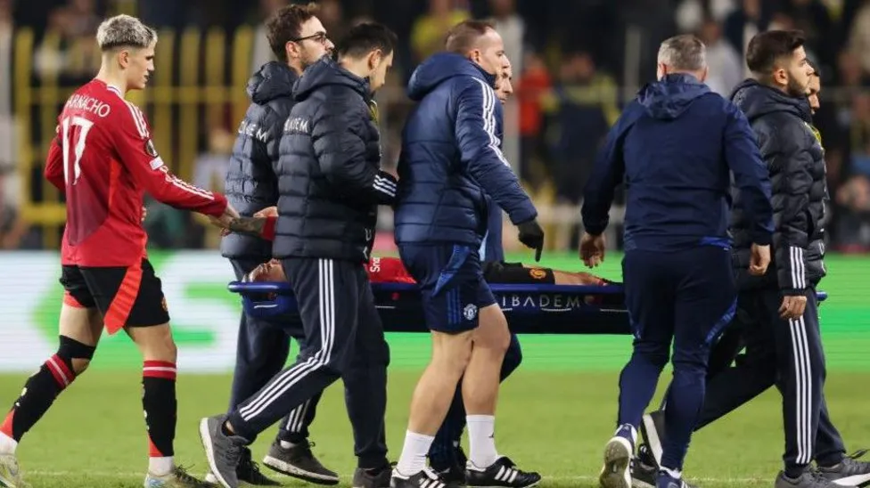 Man Utd's Antony out of West Ham game with sprained ankle