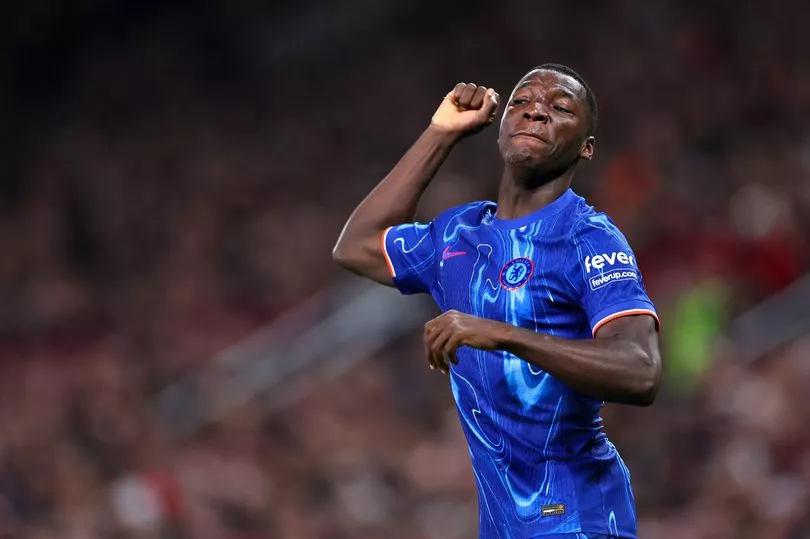 Moises Caicedo celebrates scoring against Manchester United