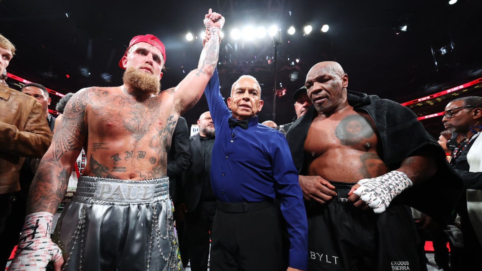 Jake Paul Defeats Boxing Legend Mike Tyson in Underwhelming 8-Round Fight
