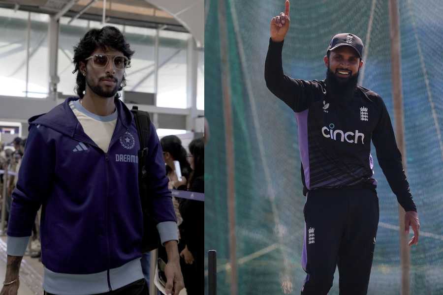 England remains behind 1-2, but having secured a victory from a tough position the other night, it raises their spirits and enhances their chances of equalizing the series ahead of the fourth T20I in Pune on Friday.