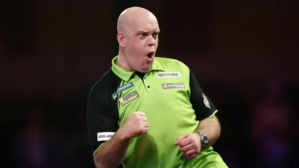 Three-time winner Michael van Gerwen battled past unseeded Callan Rydz in a brilliant last-eight tie to set up a semi-final against Chris Dobey at the PDC World Championship.